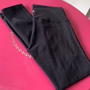 Black lululemon pants in great condition